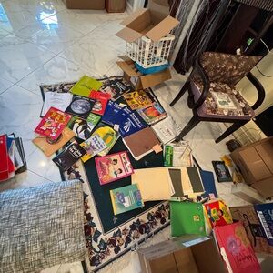 Elementary education the whole box ! Assorted Books and Notebooks Collection